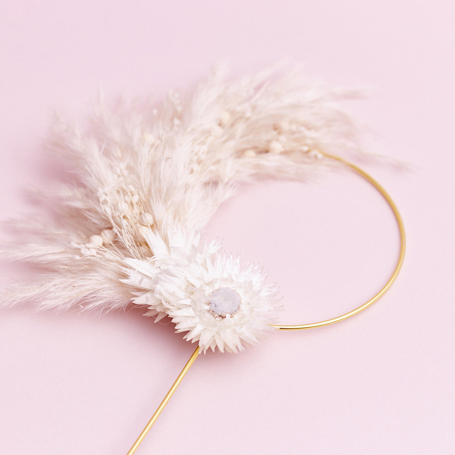Dried Flower Ring (10cm) (White)