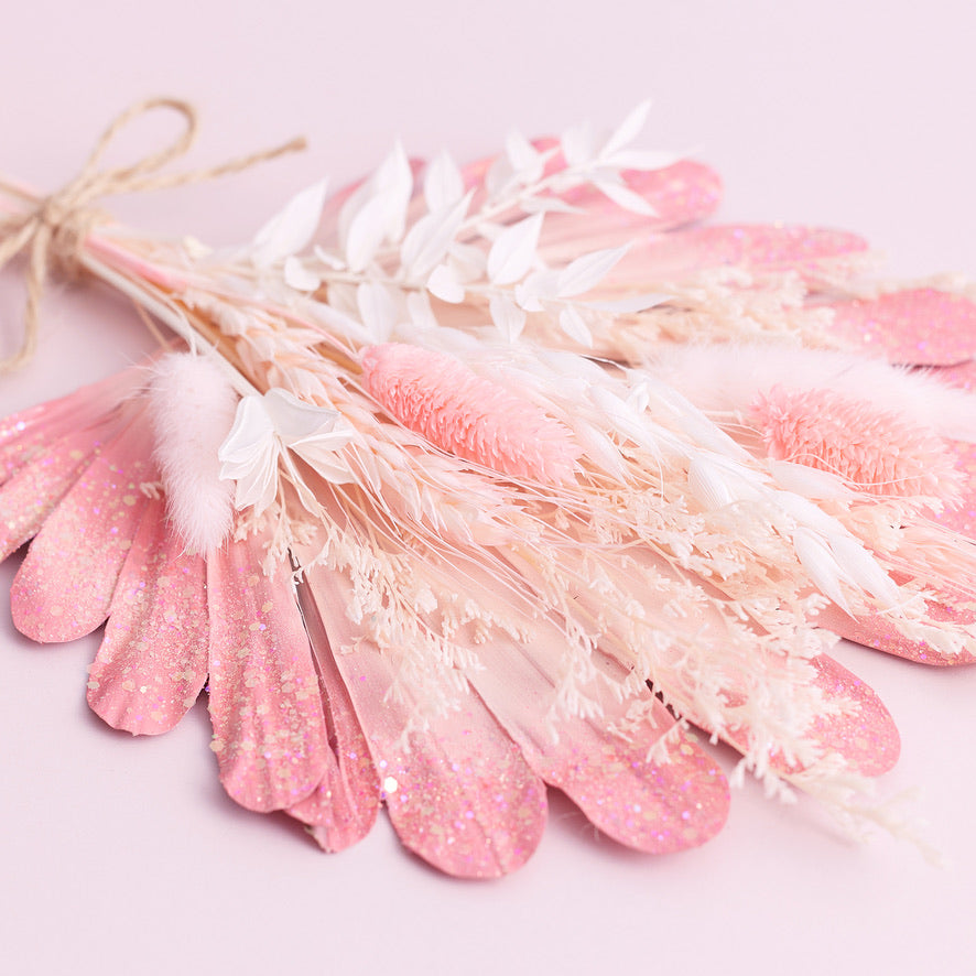 Dried Shell Palm Bouquet (Pink Glitter)