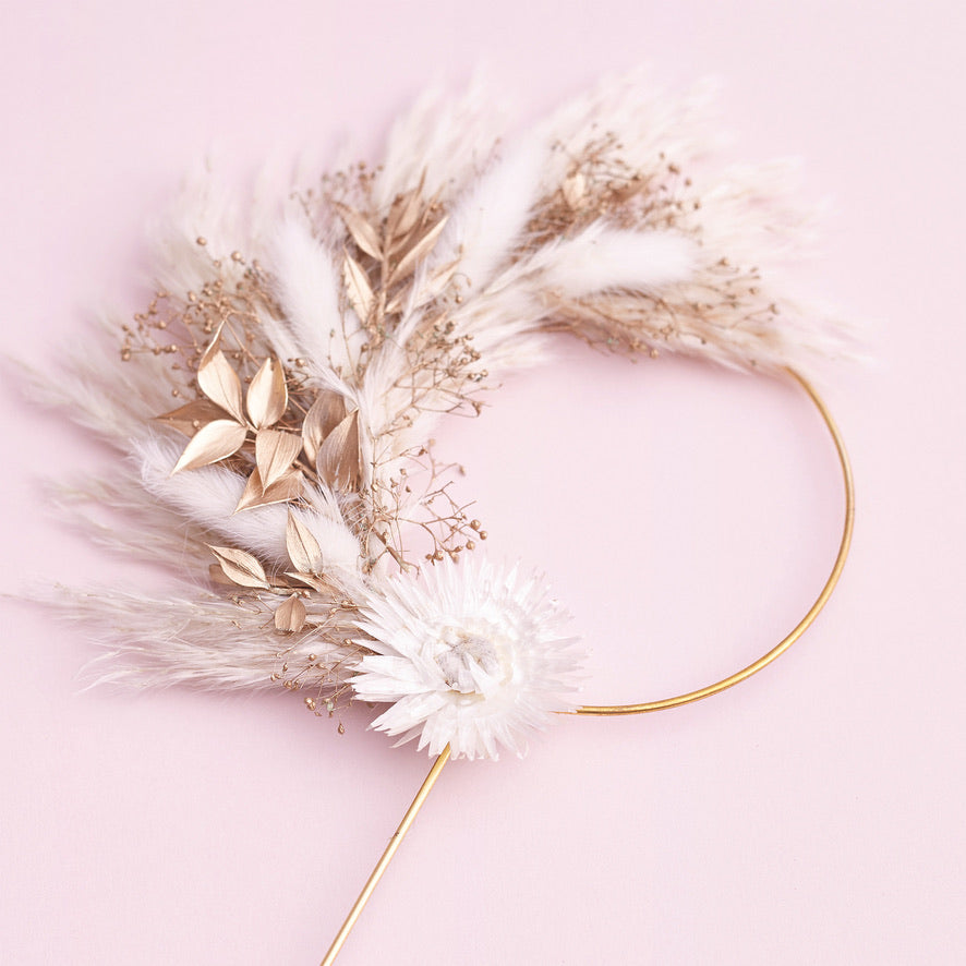 Dried Flower Ring (10cm) (Gold)