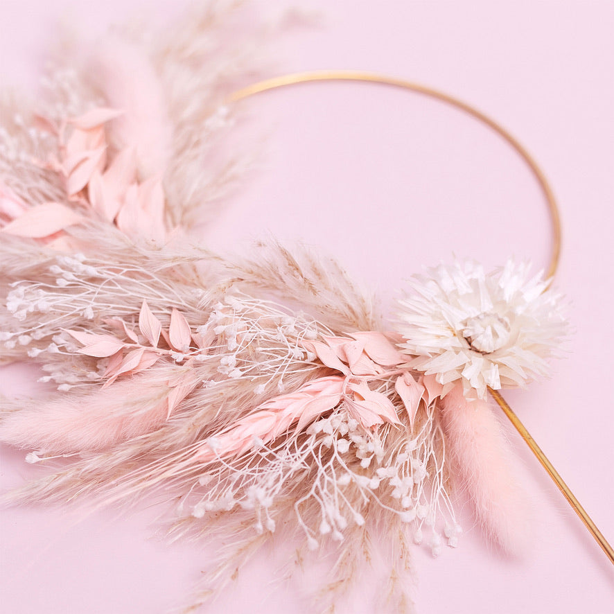 Dried Flower Ring (10cm) (Pink & White)