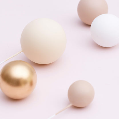 32 Pieces Cake Decorating Ball Sets - White, Gold, Ivory Beige & Latte
