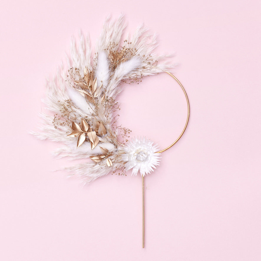 Dried Flower Ring (10cm) (Gold)