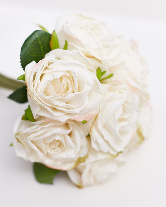Dried Touch 7-Piece Rose Stem Bouquet – Ivory