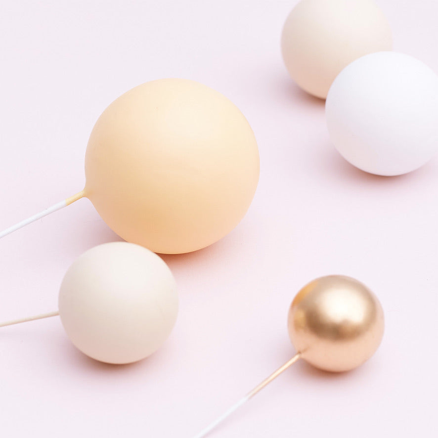 32 Pieces Cake Decorating Ball Sets - White, Gold, Lemon & Ivory Beige